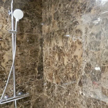 Apartamento Ripple - Modern Condo With Pool, Aircon, Parking